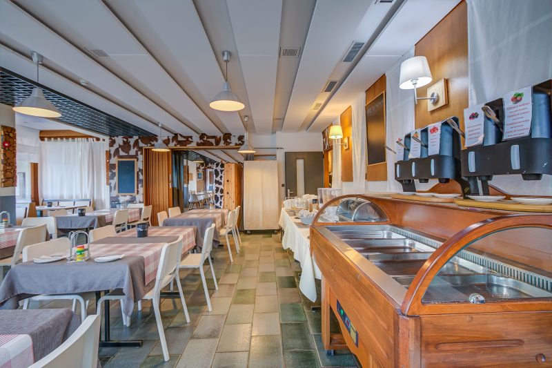 Hotel Relais Alpin Family Room & Balcony5 136