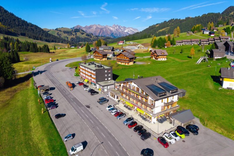 Hotel Relais Alpin Family Room & Balcony5 136
