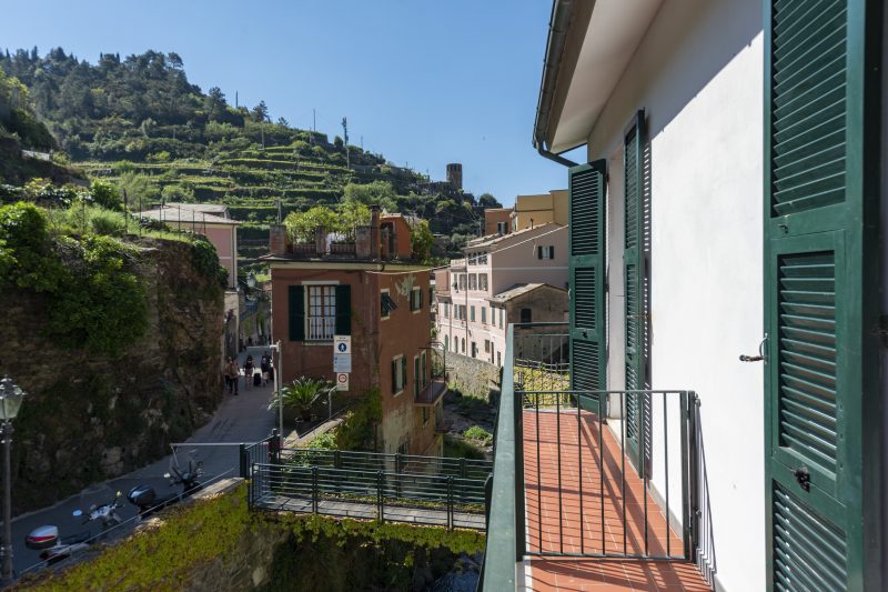 Balcony Apartment Vernazza