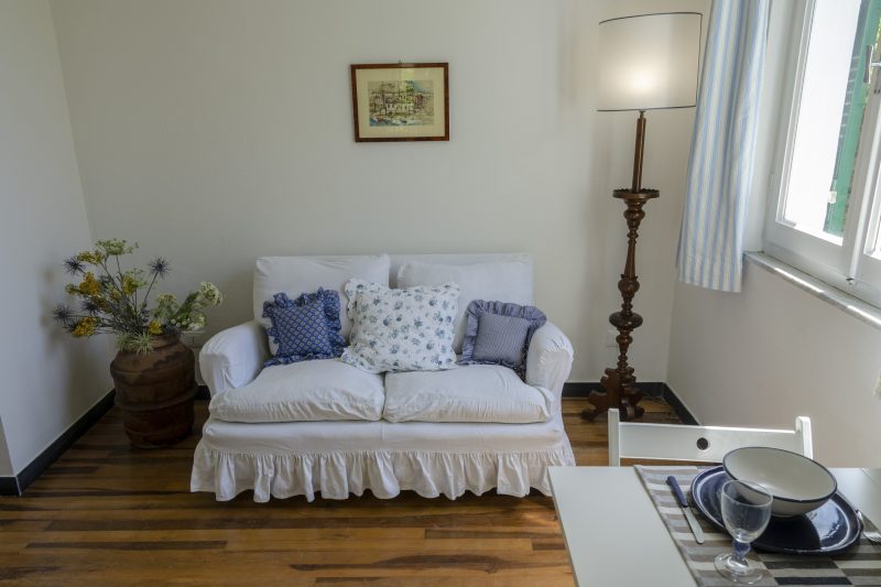 Balcony Apartment B Vernazza