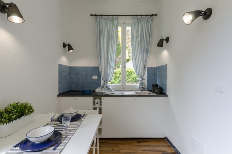 Balcony Apartment B Vernazza