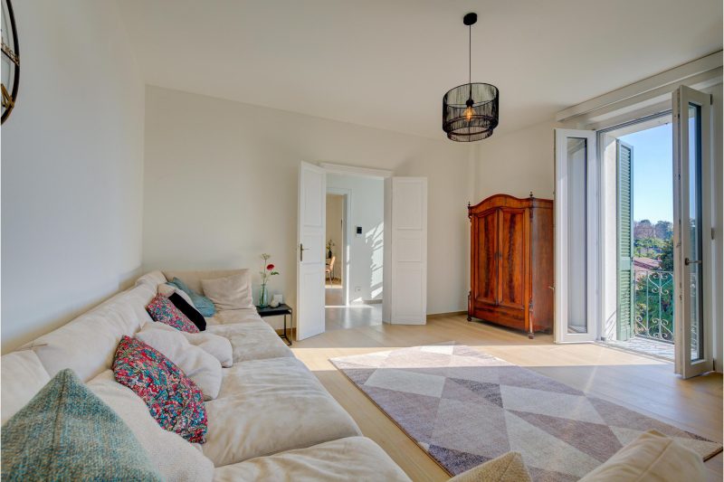 Villa La Rocca: Mountain and Lake Maggiore View