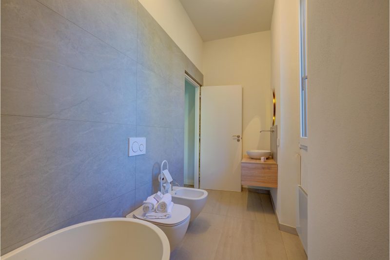Villa La Rocca: Mountain and Lake Maggiore View