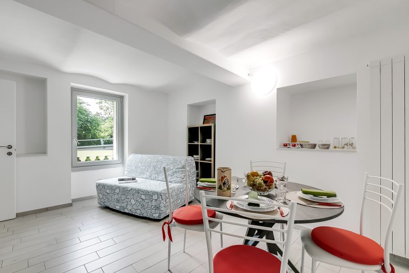 Residenza Quadrifoglio: Valley-view Villa with Private garden