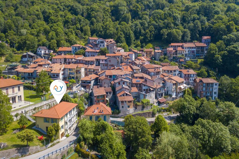 Viola Apartment Lake Maggiore Retreat w/ Private Garden & Parking