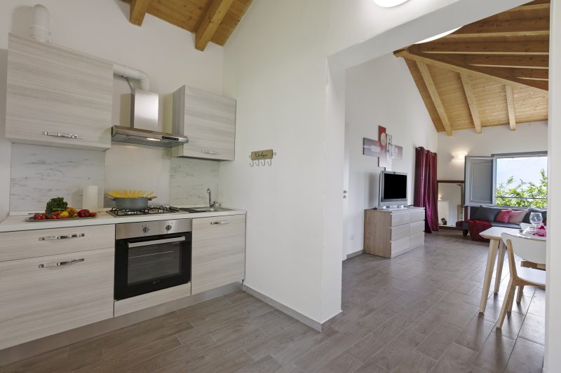 Residenza Quadrifoglio: Valley-view Villa with Private garden