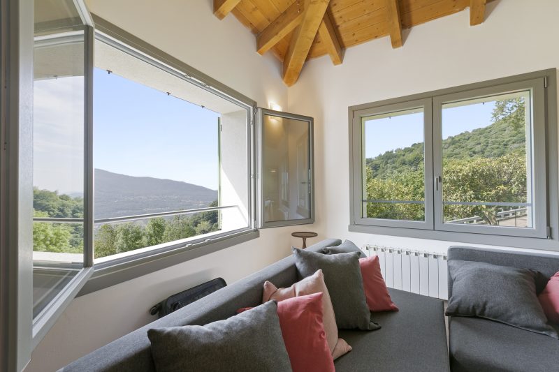 Residenza Quadrifoglio: Valley-view Villa with Private garden