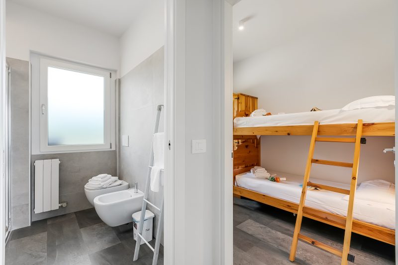 Bellevue Modern Apartment 5