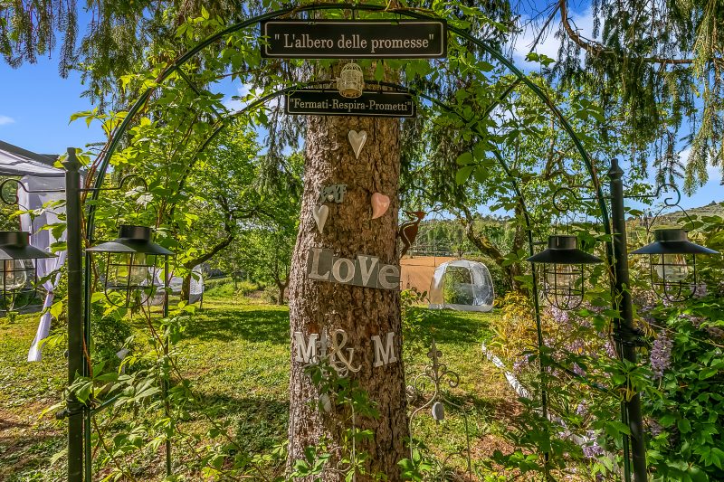 Romantic Apt Jacuzzi,Private Garden & Pet Friendly