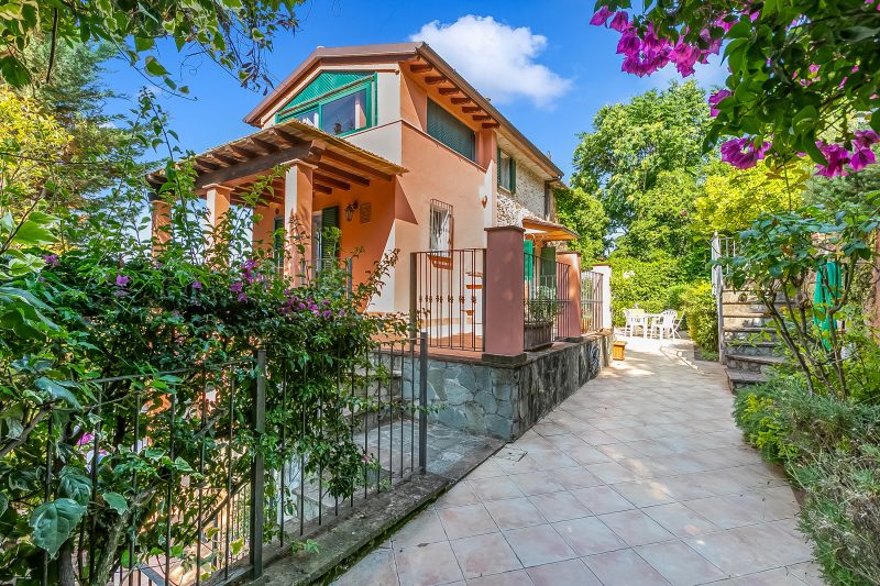 Villa Aurora With Amazing View