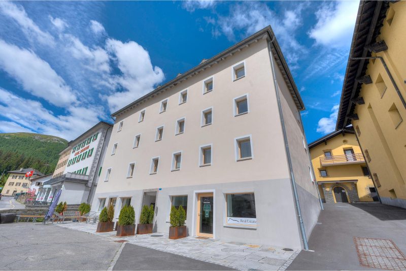 Residenza Montana 203 Modern Alpine Stay in San Bernardino | Ski, Hiking & Nature