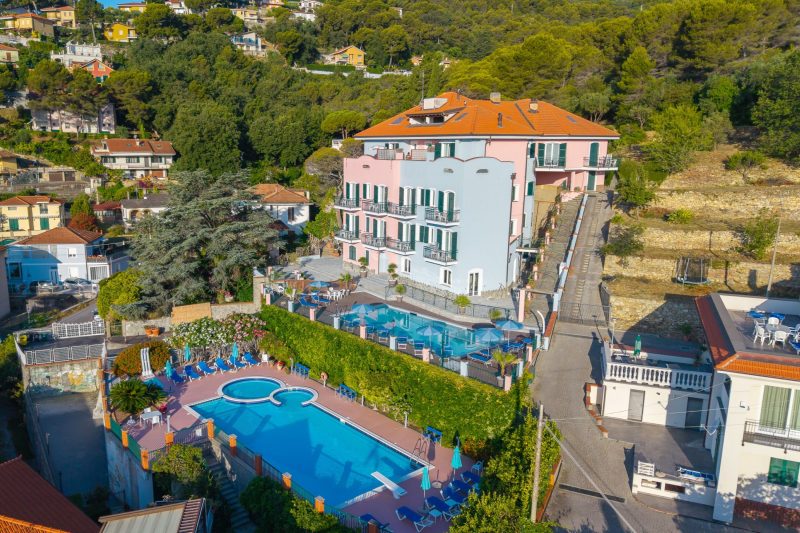 Seaview Pool Retreat - R5