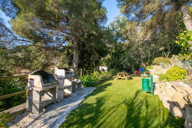 Seaview Pool Retreat - R5