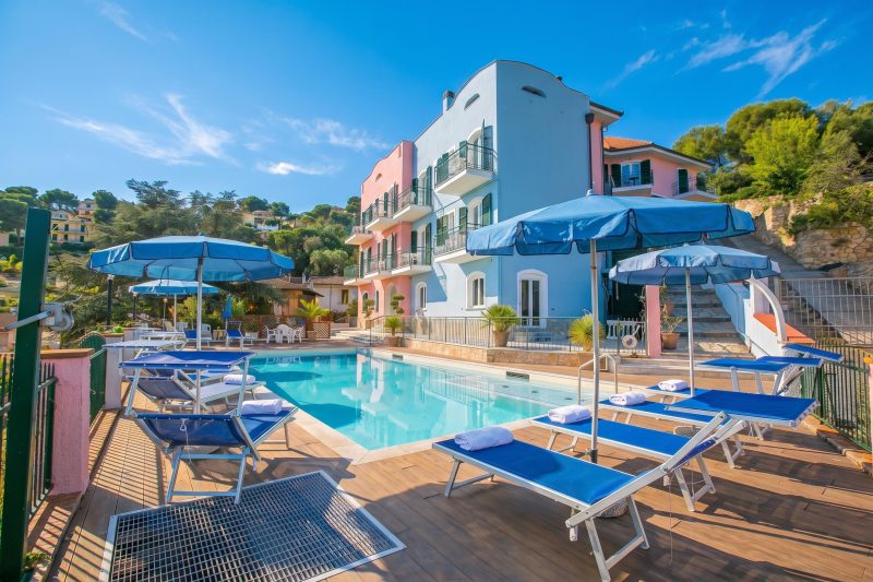Seaview Pool Retreat - B29