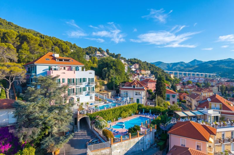 Seaview Pool Retreat  - M20