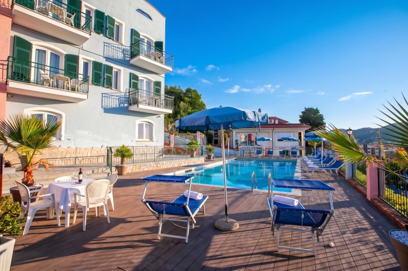 Seaview Pool Retreat - B6