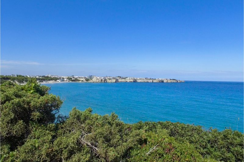 Villa Gloria with Garden near the Sea