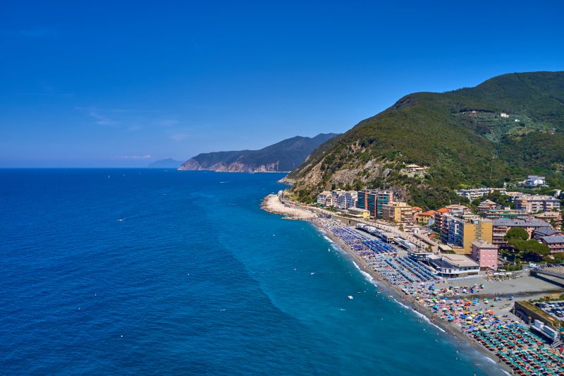 Peaceful Apartment with Terrace In Deiva Marina