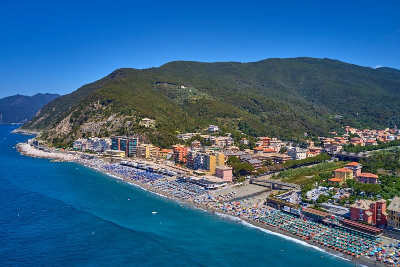 Peaceful Apartment with Terrace In Deiva Marina
