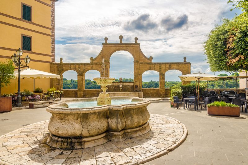 Sorgenti Pitigliano 2 with Shared Pool and Terrace