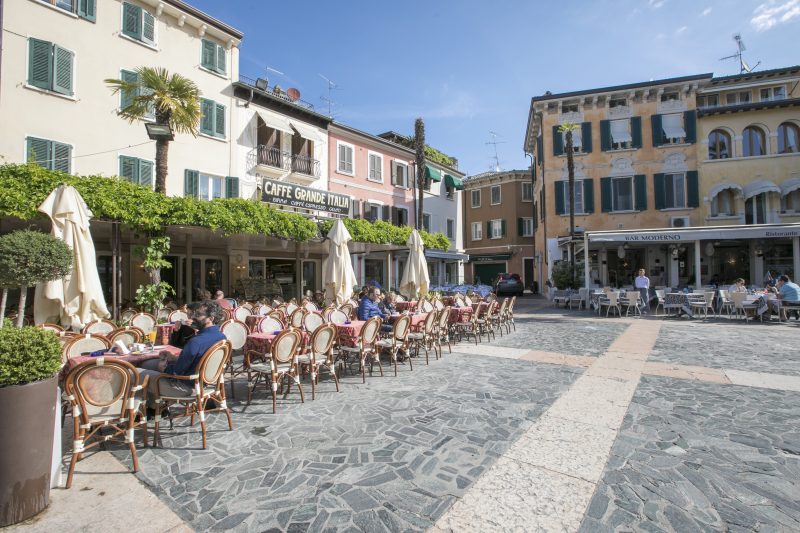 Casa Bel Tramonto - Lakeview Apt + Beach Access