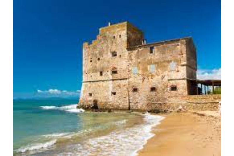 Bedo House - Beachfront Sea View Apartment in Follonica