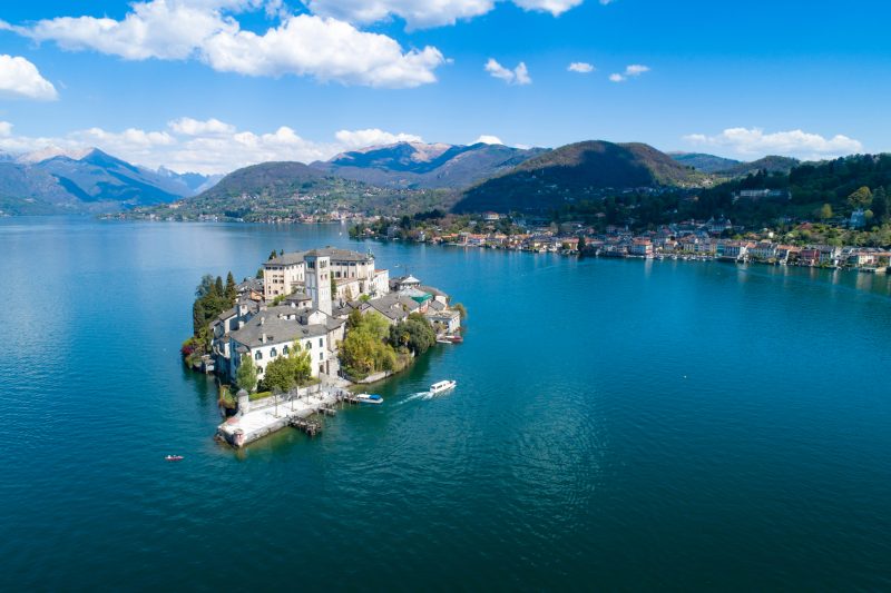 Zio Enry Terrace Apartment in Orta Lake