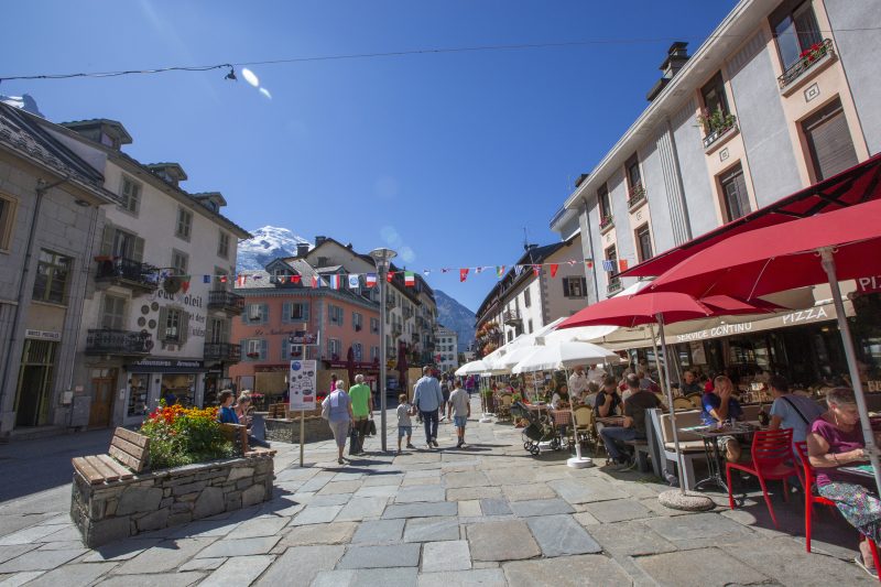 l'Ours Bleu B13 Ski-In at Vallorcine| Shared Pool, Gym & Wellness