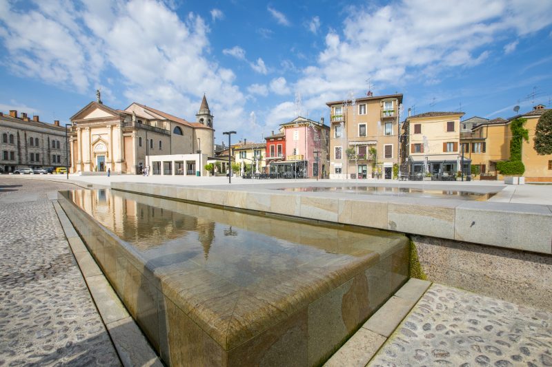 Casa di Paola: Lake-View Balcony Apartment in Peschiera