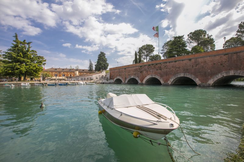 Residenza Lugana Pool & Garden in Peschiera Apt 6