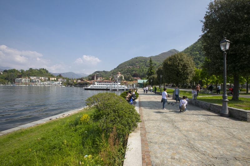 Three Lakes Villa Varese - Garden and Parking