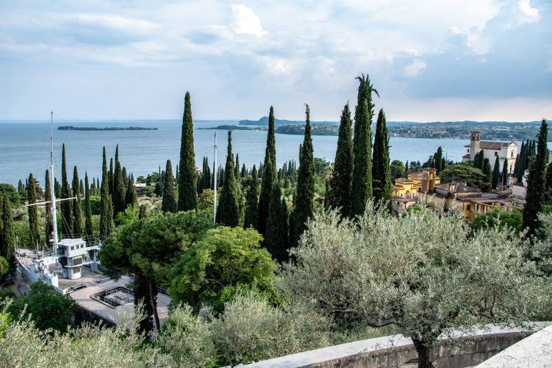 Kamy Home | Steps to the Lake & Free Park