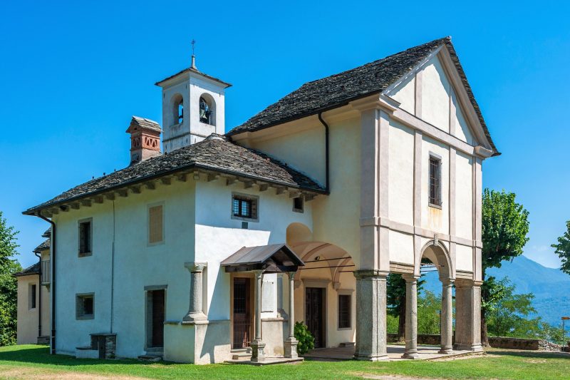 Mila Bike & WIFI: Garden Retreat near Lake Maggiore