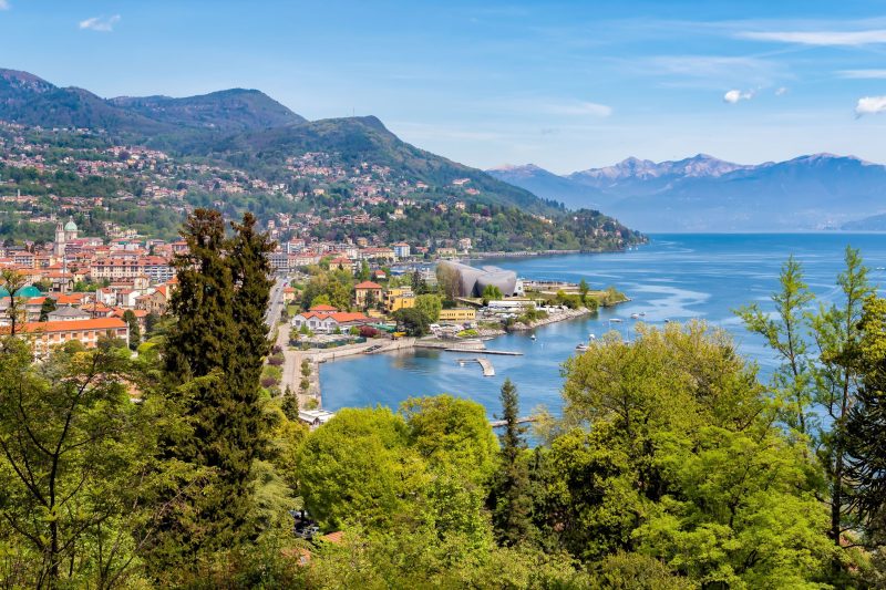 Lago Azzurro Villa: Infinity Lake View