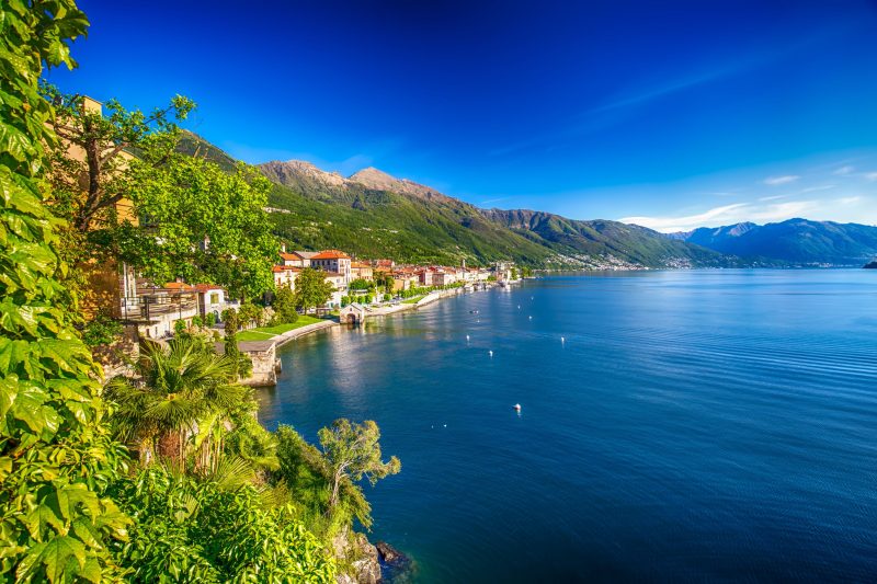 Lago Azzurro Villa: Infinity Lake View