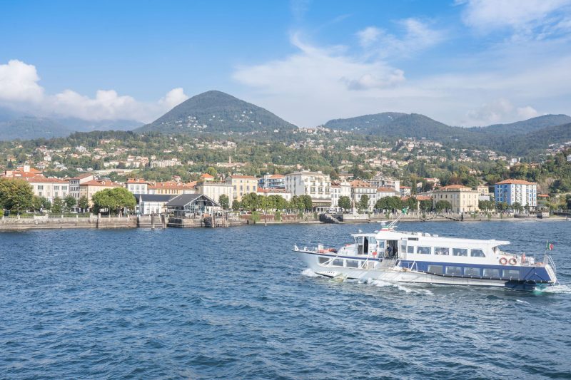 Lago Azzurro Villa: Infinity Lake View