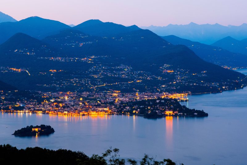 Lago Azzurro Villa: Infinity Lake View