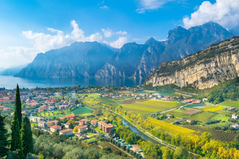 Garda Therme Apartment with Balcony & Mountain Views