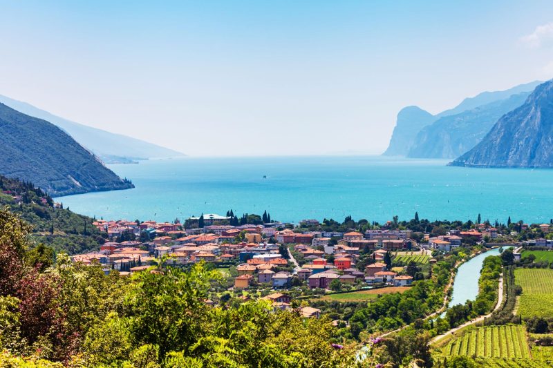 Garda Therme Apartment with Balcony & Mountain Views