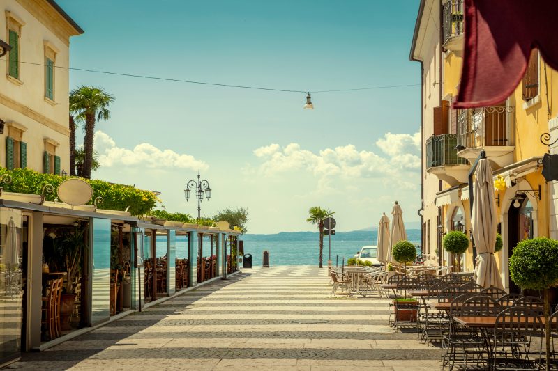 Casa Mondragon In Lazise w/ Private gazebo with table+chairs & Parking