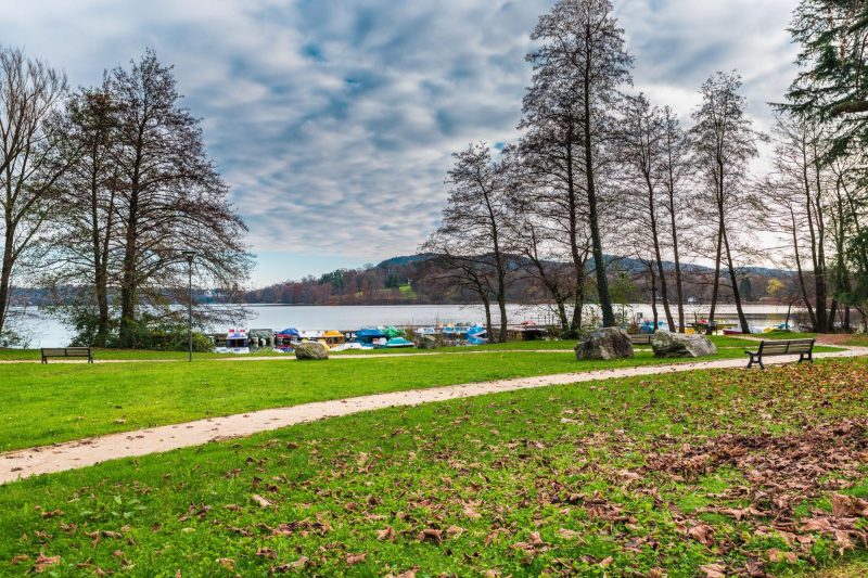 Villa Martine Au Bord Du Lac with Garden