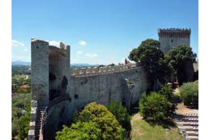 Ginestra Apt with Shared  2 pax